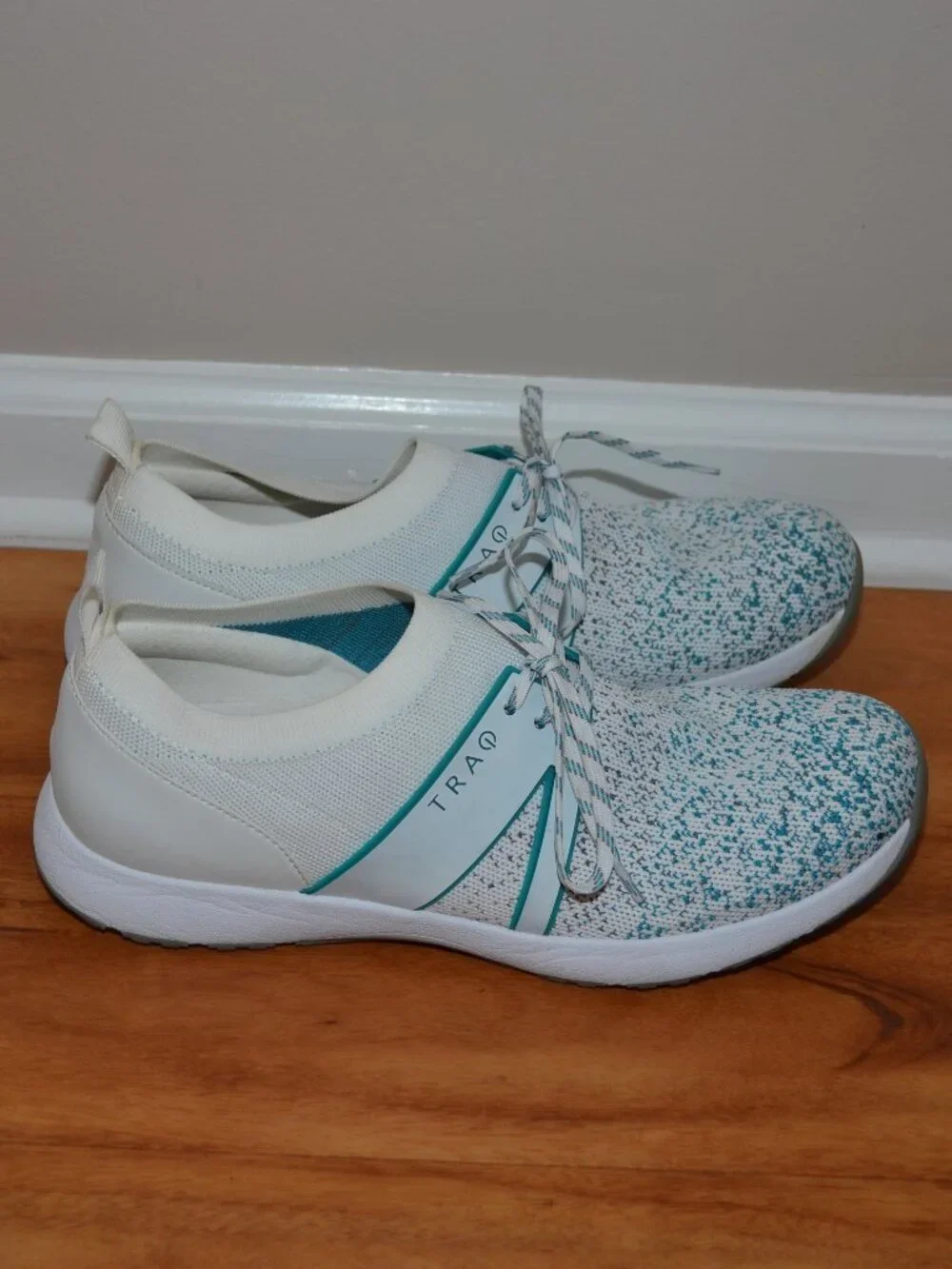 Alegria Traq White Multi TRA-QOO-5110 Wms EUR 42/ US 11 Tennis Comfort Sneakers